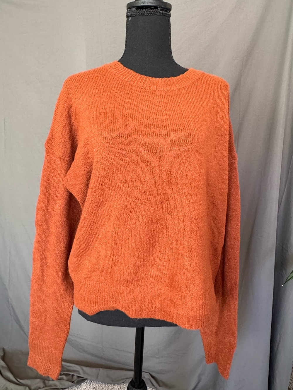 Mind Code Round Neck Long Sleeve sweater - women's
